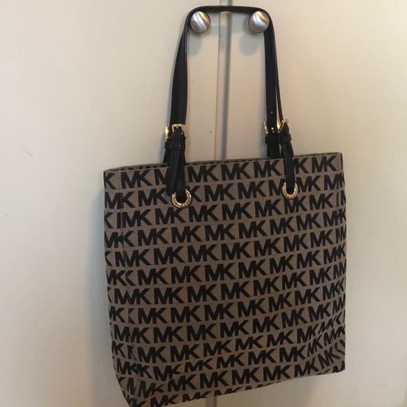 michael kors jacquard bag